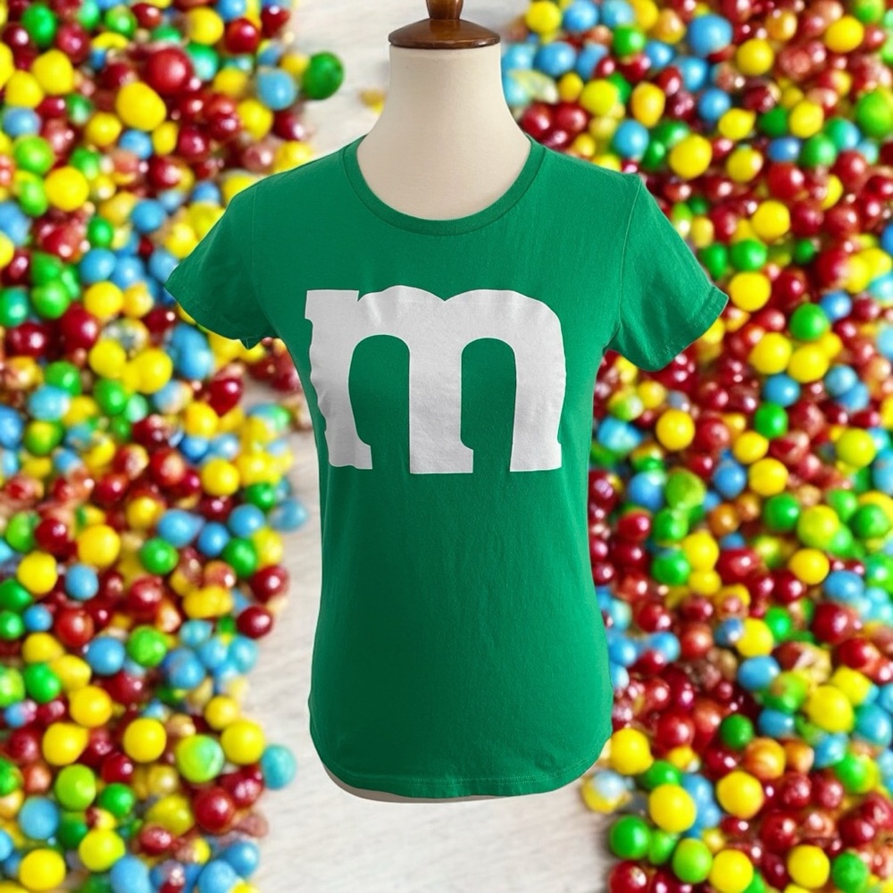 M&M Green‎ Halloween or Fun Short Sleeve Tee
